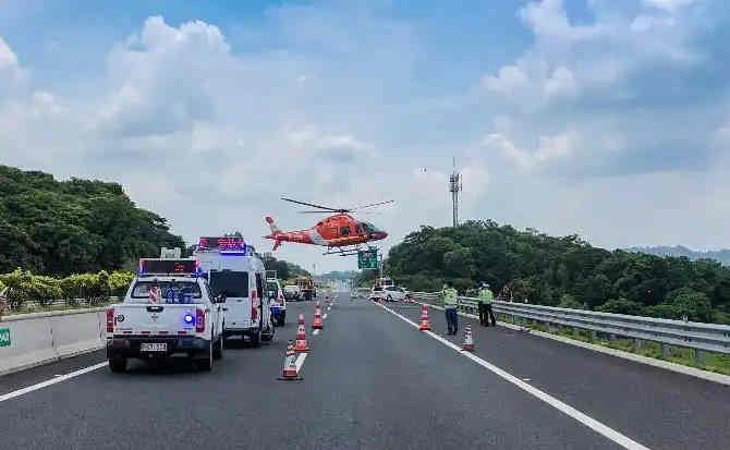 海拉尔区高速公路汽车救援案例